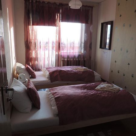 Kivilinna Homestay Lohkva Екстер'єр фото